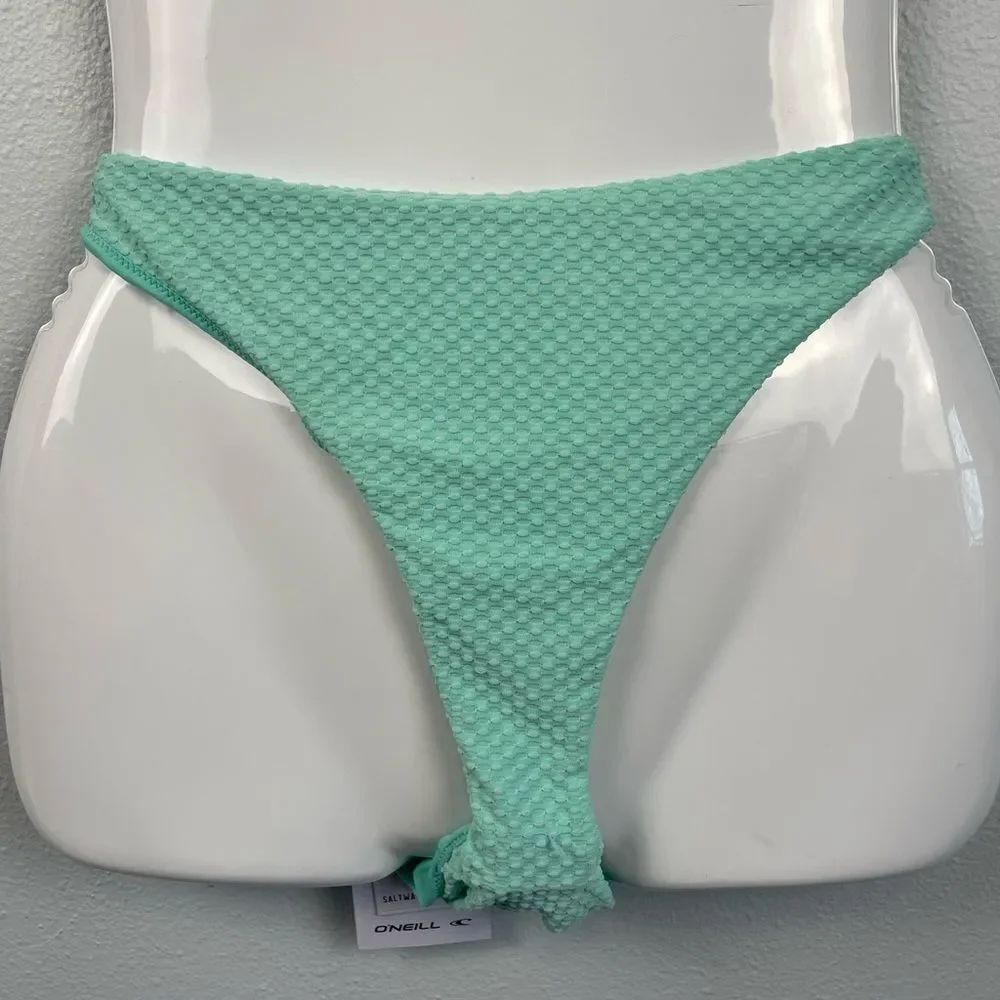 NWT O’Neill Saltwater Solids Bikini Bottoms Size XL